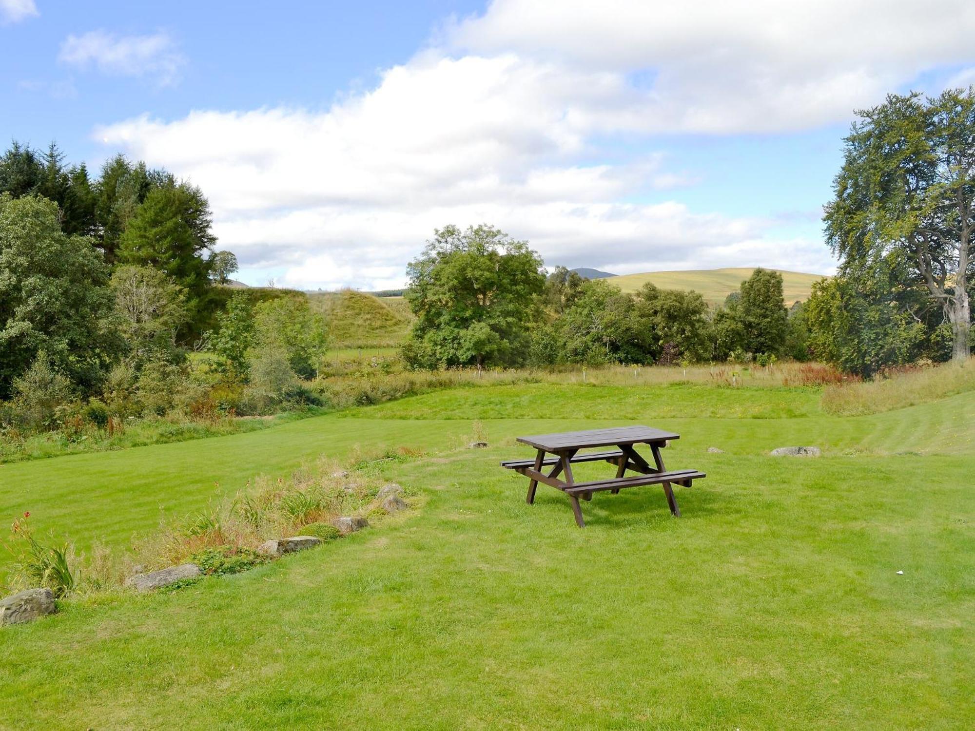 Larch Cottage - S4428 Kirkton of Glenisla Exterior foto